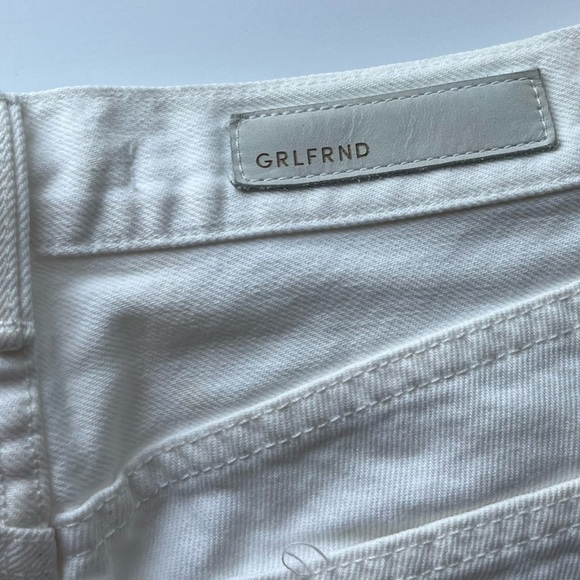 GRLFRND • White Destructed Beverly Bermuda Shorts - Picture 8 of 11